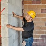 mur en parpaing chantier