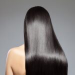 Cheveux lisses et brillants obtenus après un lissage au tanin